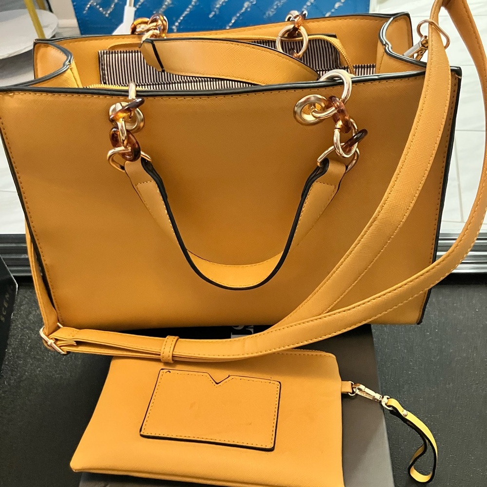 Vibrant Yellow Geometric Tote Bag with Silver Hardware - Picture 4 of 5